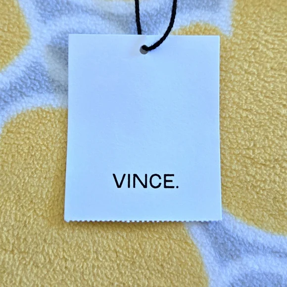 Vince Not-So-Basic Heather Grey🩶 "Tissue" Tee👕 - NWT - Picture 6 of 13